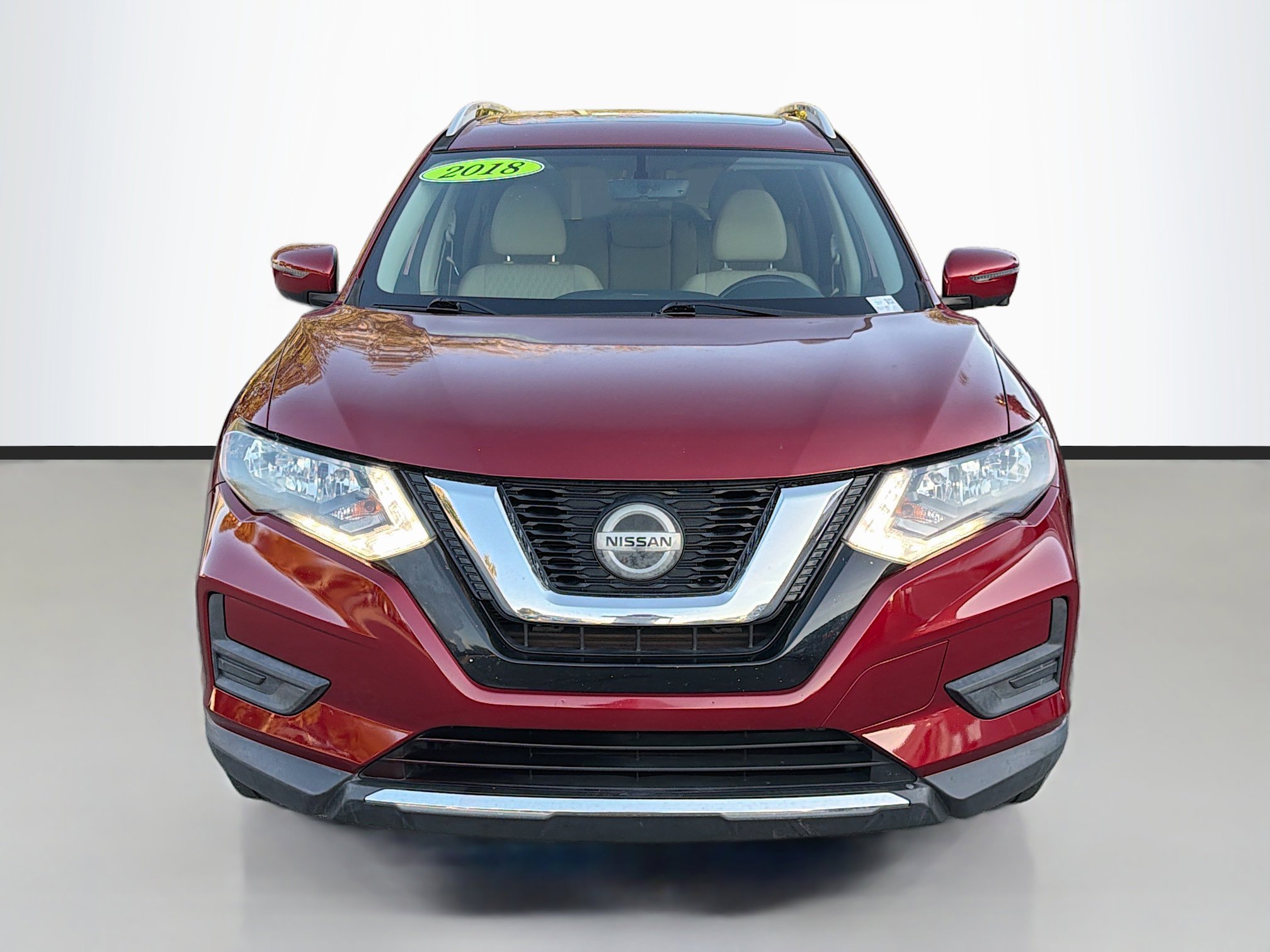 Used 2018 Nissan Rogue SV w/ Sun & Sound Touring Package image 8