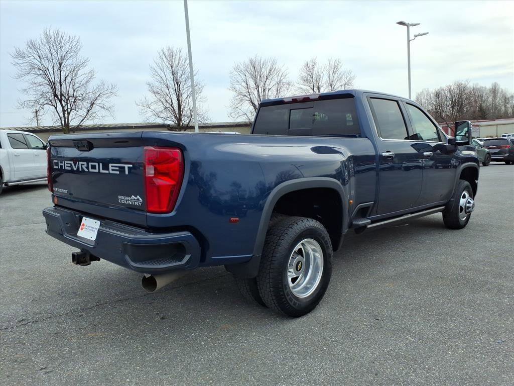 Used 2021 Chevrolet Silverado 3500 High Country image 4