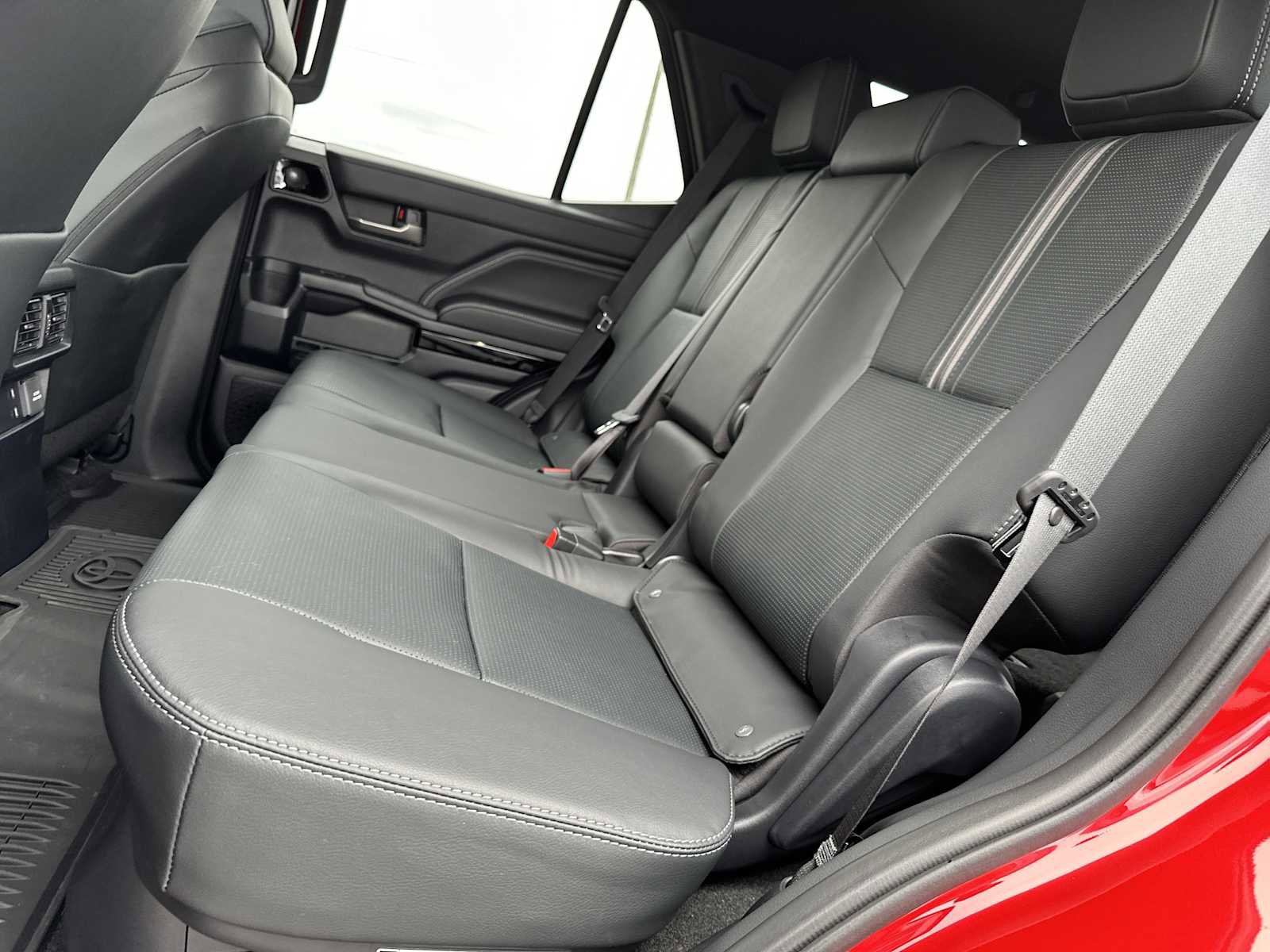 Used 2026 Toyota 4Runner Limited image 26