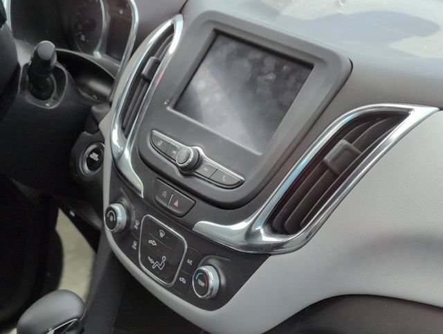 Used 2022 Chevrolet Equinox LT AWD/4WD image 12