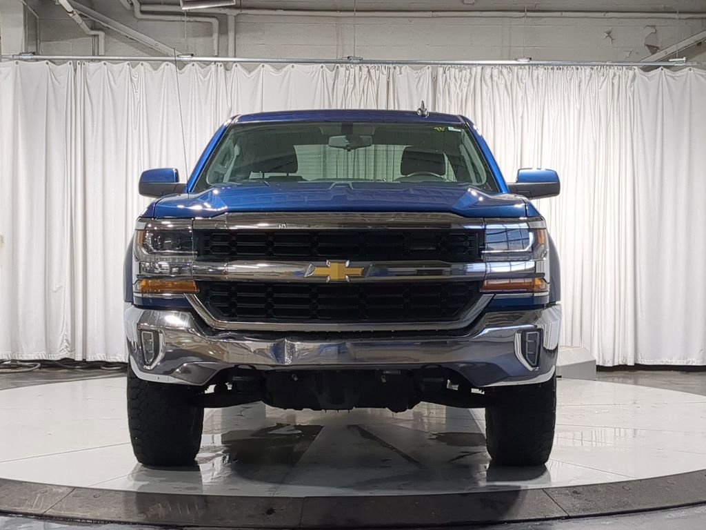 Used 2019 Chevrolet Silverado 1500 LT w/ All Star Edition image 21