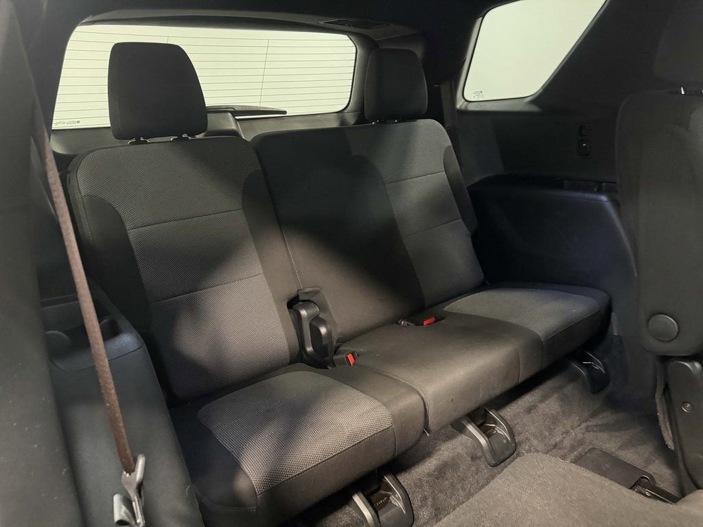 Used 2023 Chevrolet Traverse LT image 72