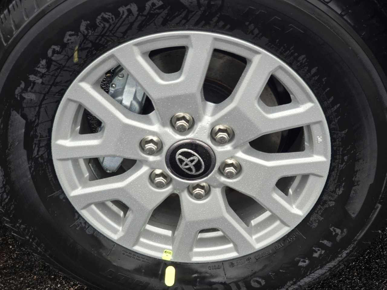 New 2026 Toyota Tacoma SR5 AWD/4WD image 9