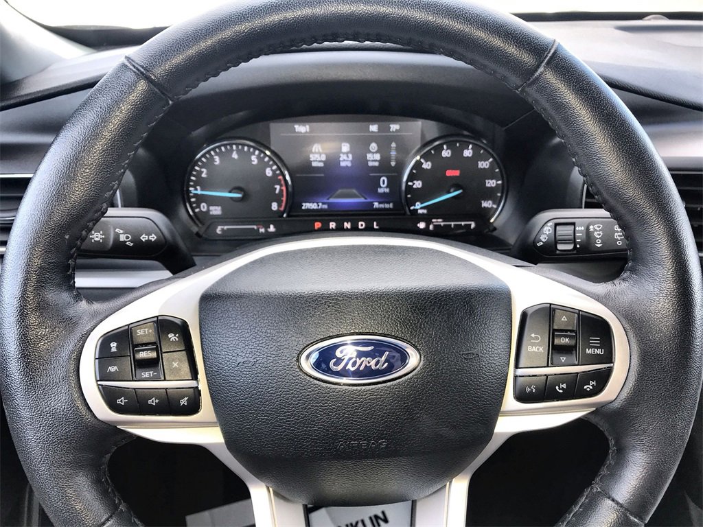Used 2023 Ford Explorer XLT w/ Equipment Group 202A image 14