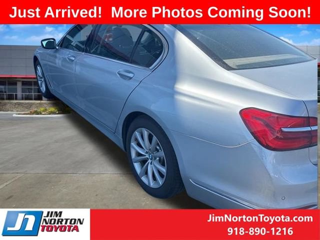 Used 2017 BMW 740i xDrive image 5