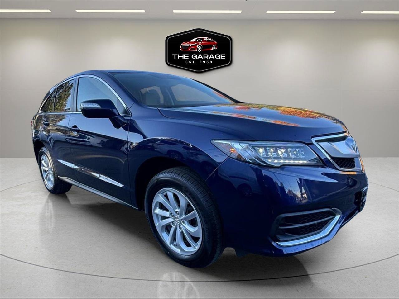 Used 2018 Acura RDX w/ Tech & AcuraWatch Plus Pack AWD/4WD image 9