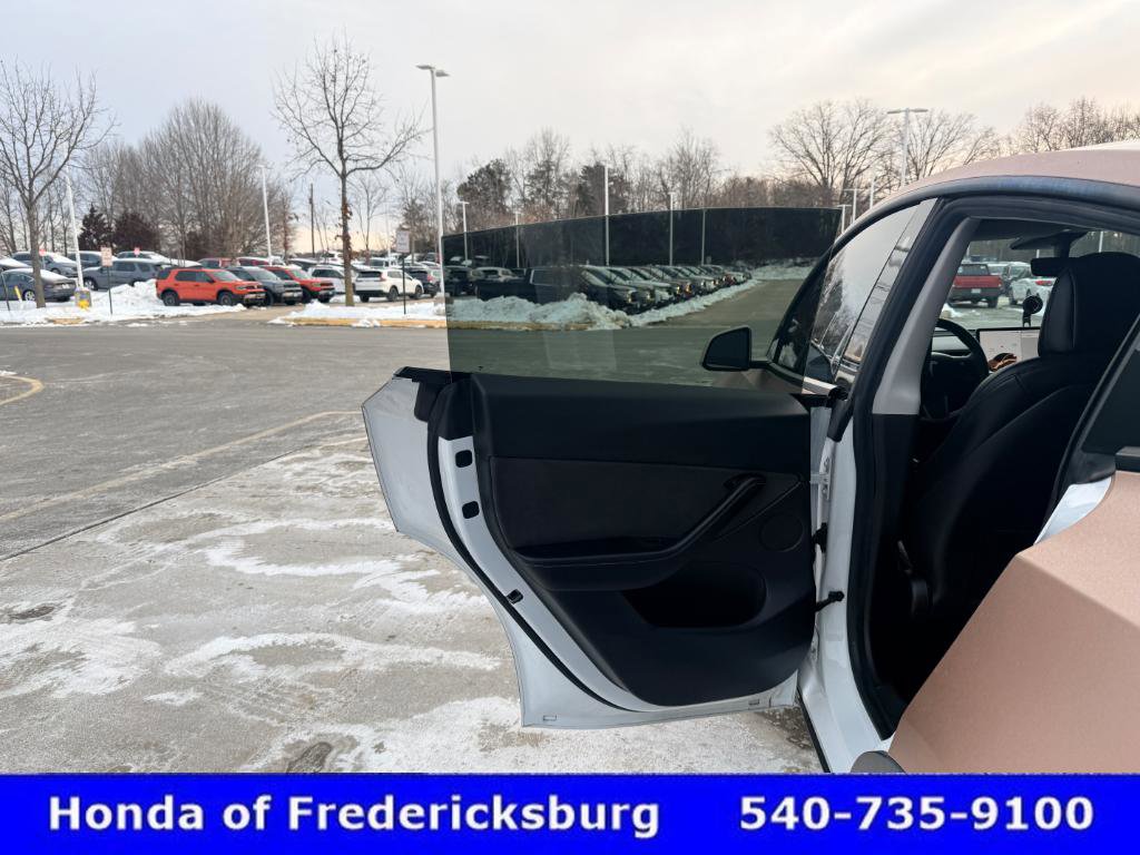 Used 2021 Tesla Model Y Long Range image 19