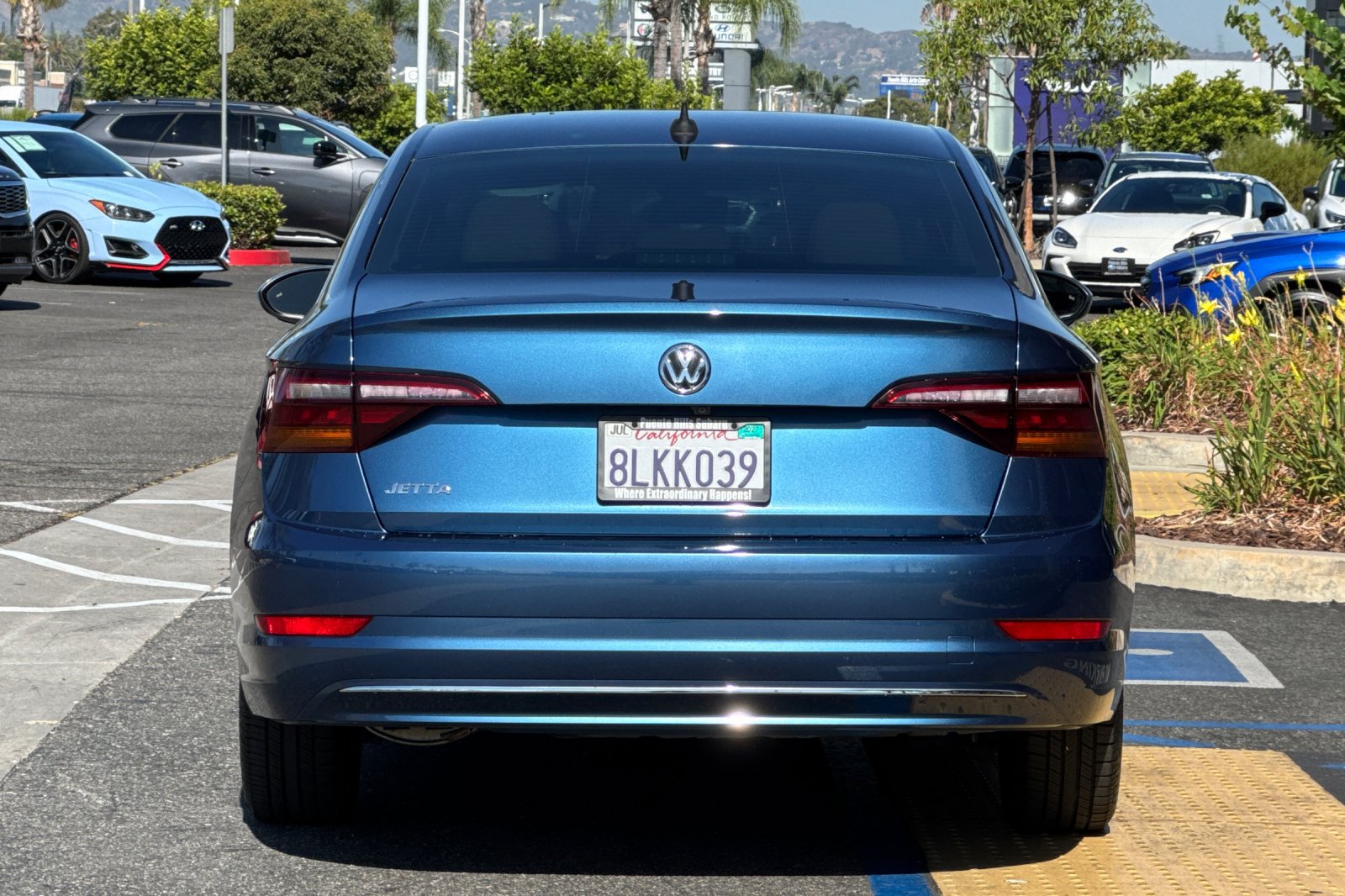 Used 2019 Volkswagen Jetta SEL w/ Cold Weather Package FWD image 5