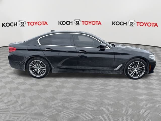 Used 2017 BMW 540i xDrive image 9