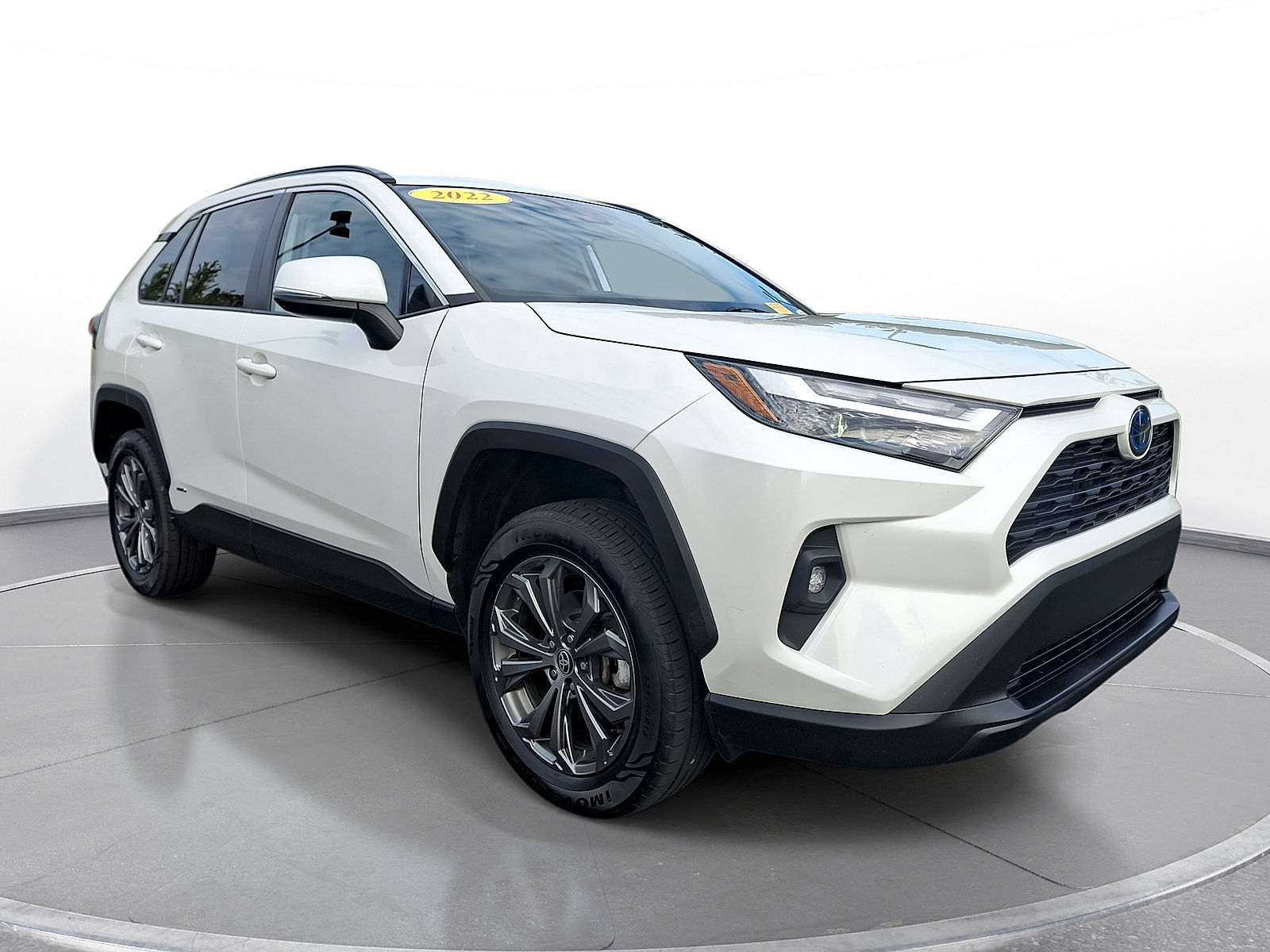 Used 2022 Toyota RAV4 XLE Premium AWD/4WD image 1