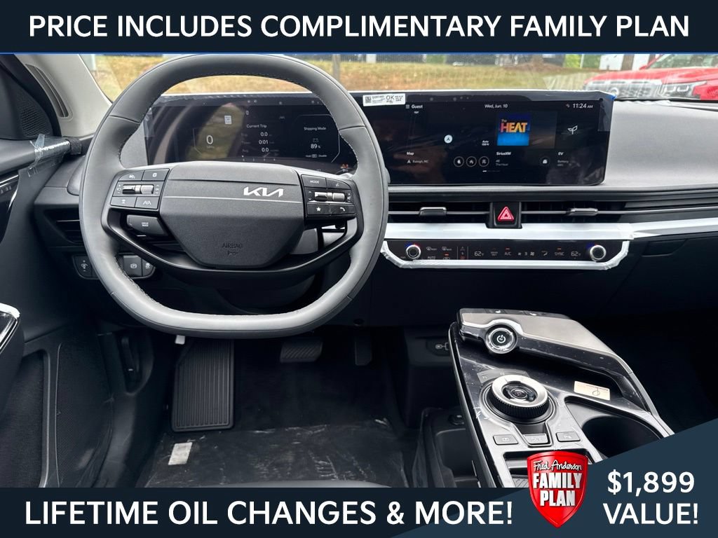 New 2026 Kia EV6 Light RWD image 2