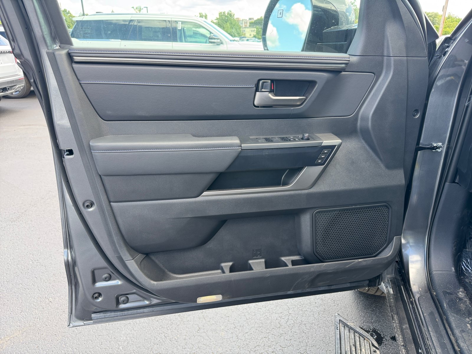 New 2026 Toyota Tundra Platinum AWD/4WD image 24
