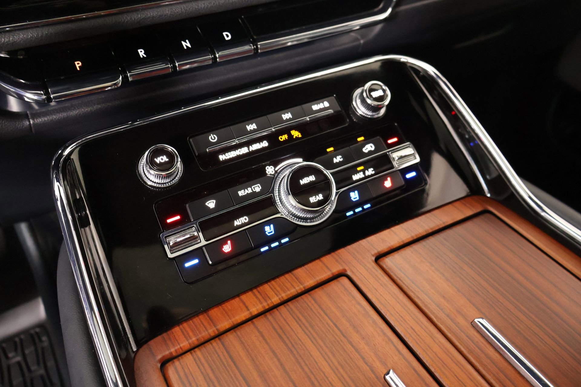 Used 2023 Lincoln Navigator Reserve image 8