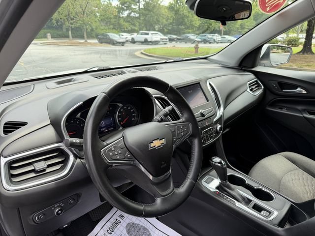 Used 2020 Chevrolet Equinox LT w/ Driver Convenience Package AWD/4WD image 10