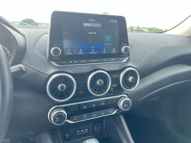 Used 2024 Nissan Sentra SV FWD image 18