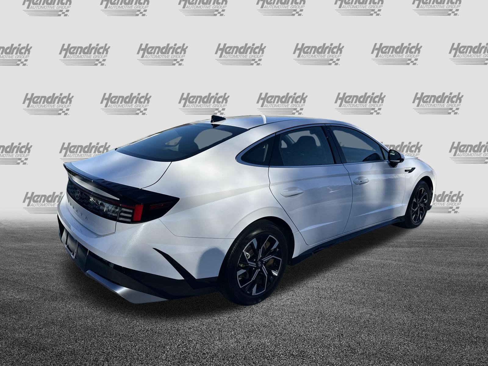 Used 2025 Hyundai Sonata SEL FWD image 10