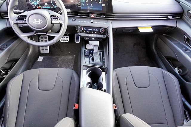 New 2026 Hyundai Elantra Sport FWD image 23