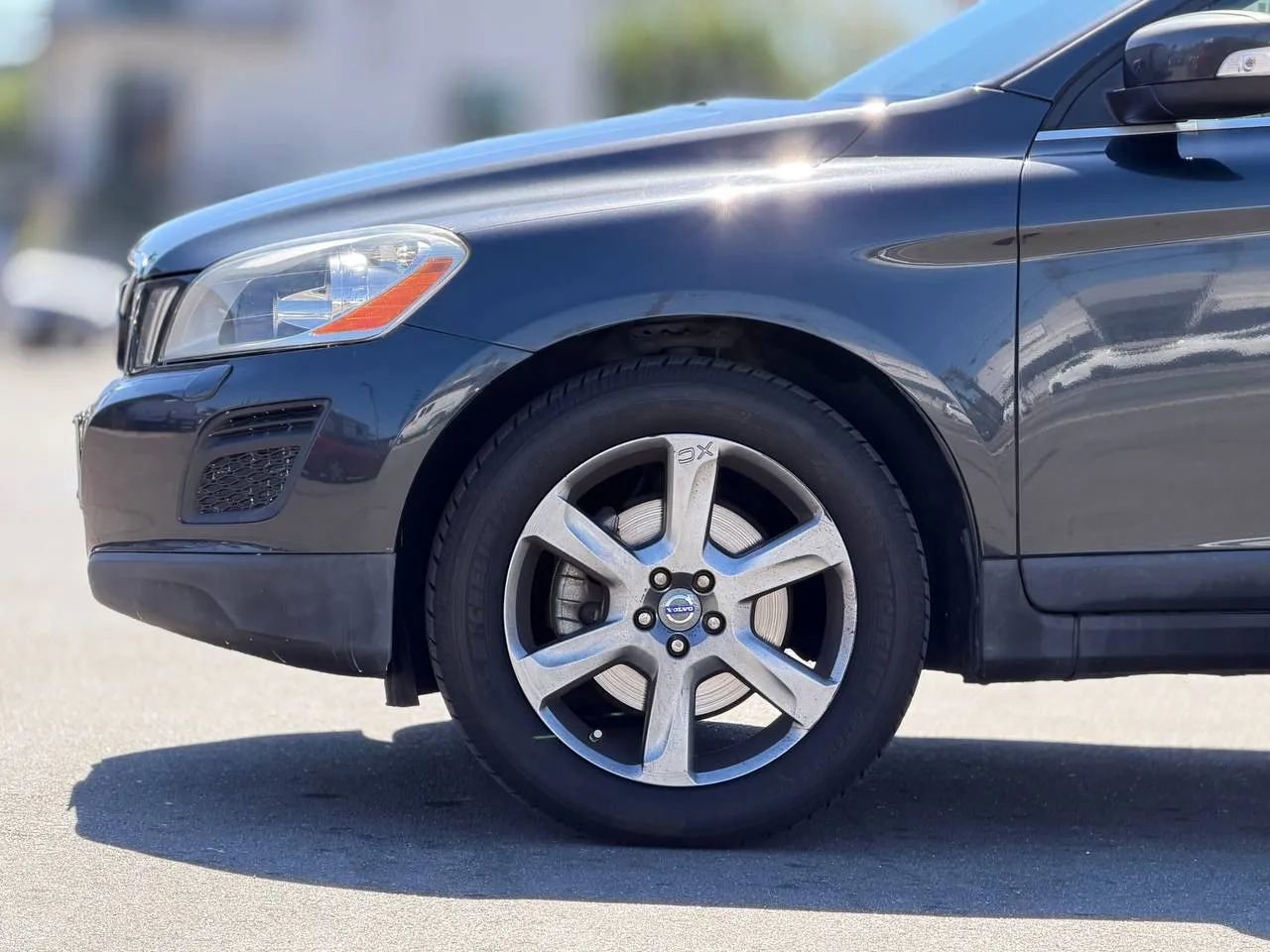 Used 2013 Volvo XC60 3.2 FWD image 8