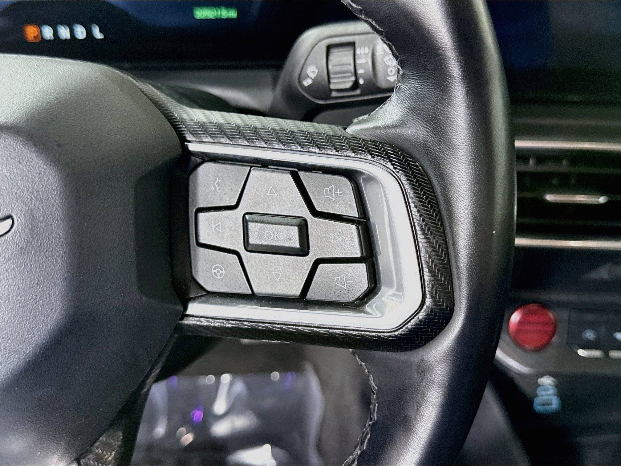 Used 2025 Ford Mustang Premium RWD image 15