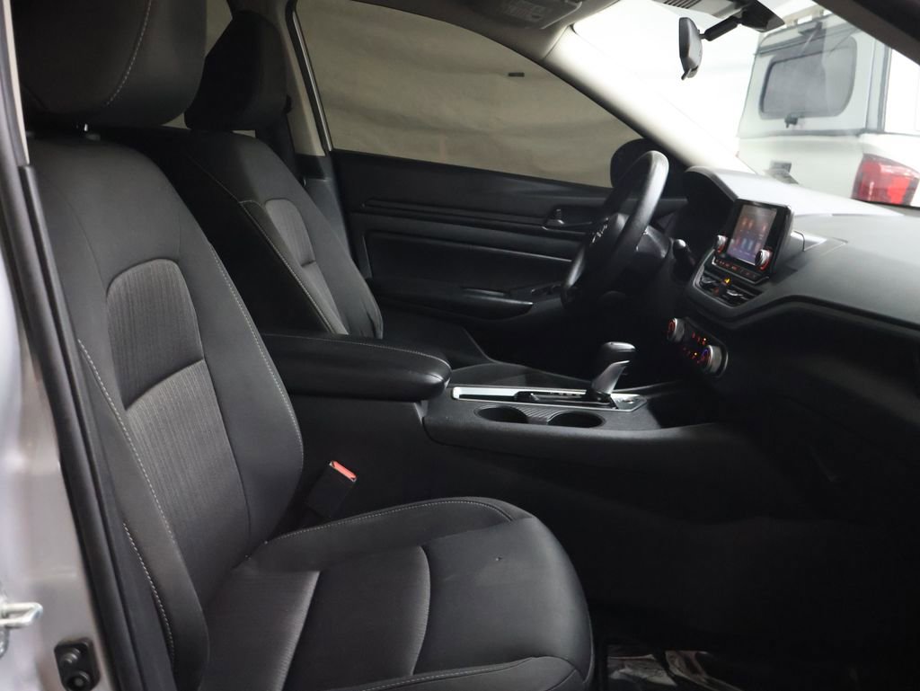 Used 2023 Nissan Altima 2.5 S FWD image 10