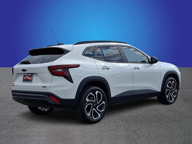 Certified 2025 Chevrolet Trax RS w/ Sunroof Package FWD image 4