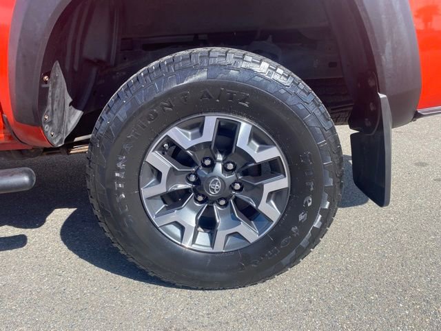 Used 2017 Toyota Tacoma TRD Off-Road image 10