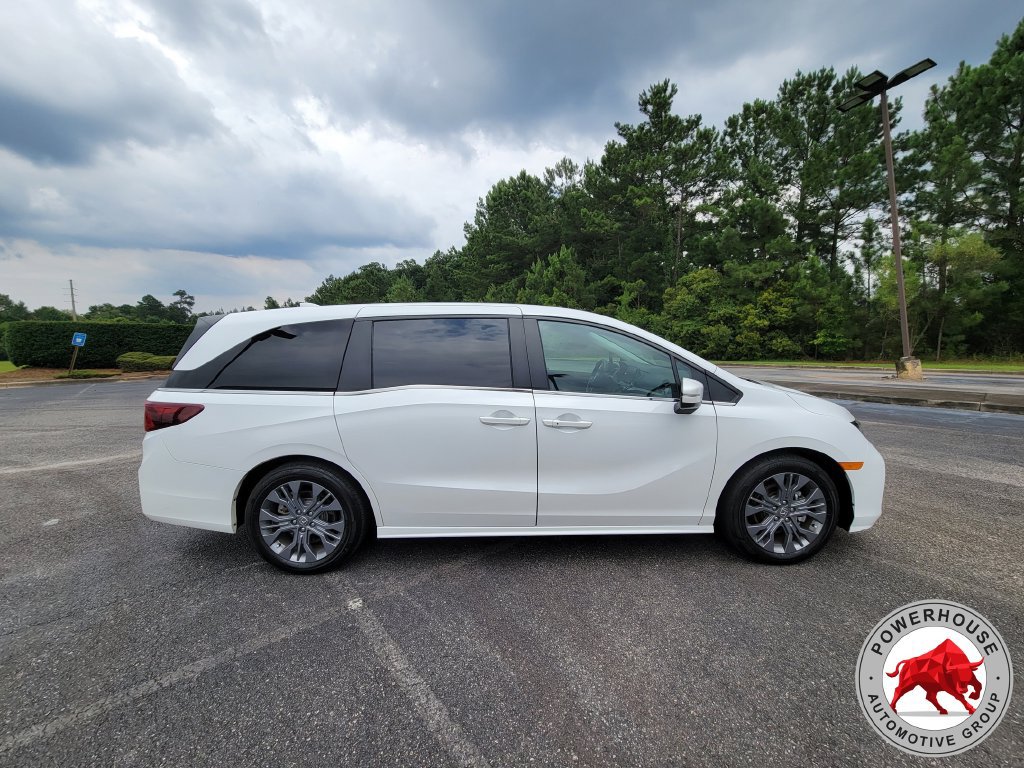 Used 2025 Honda Odyssey Touring image 8
