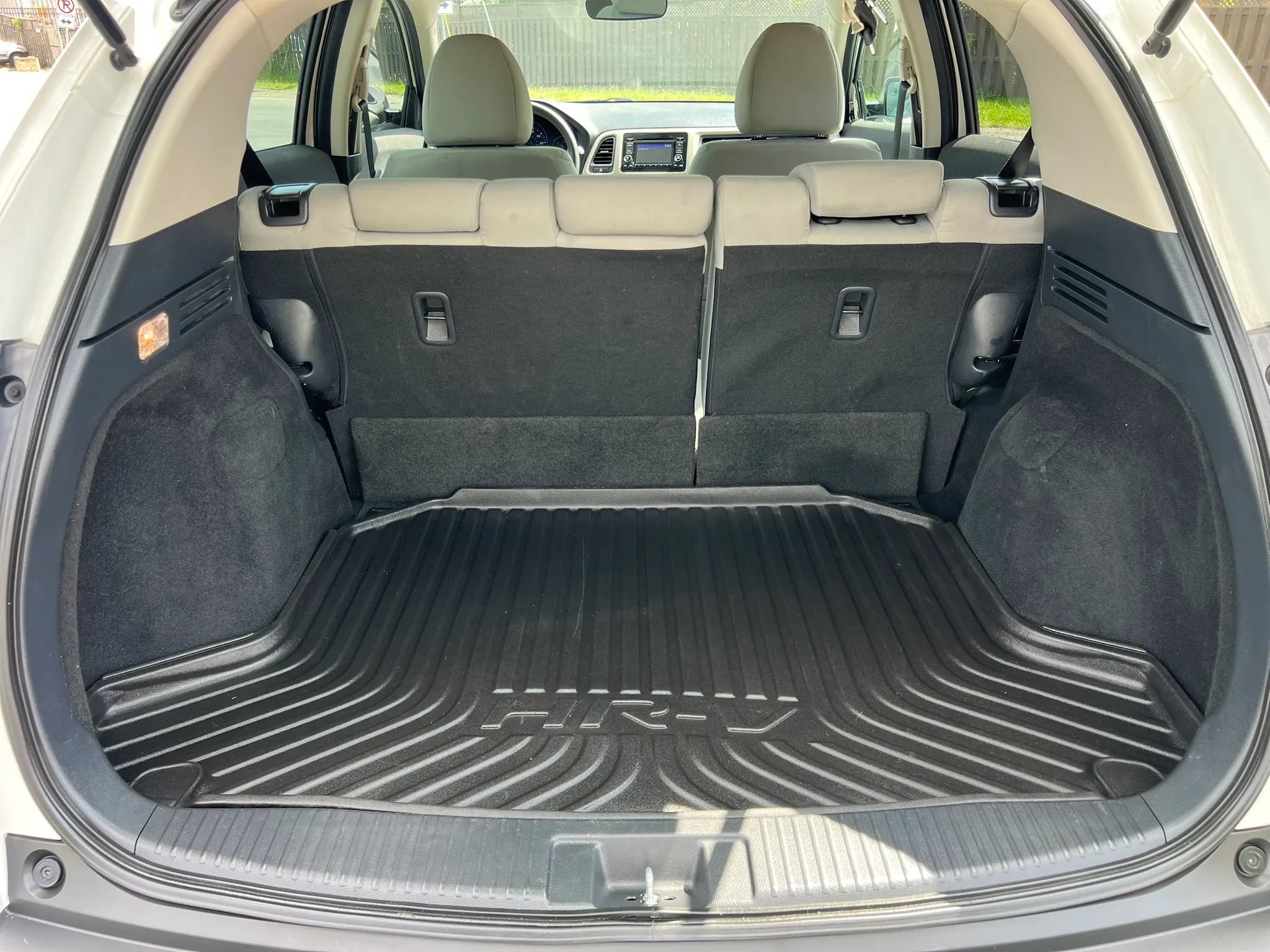 Used 2022 Honda HR-V LX image 38