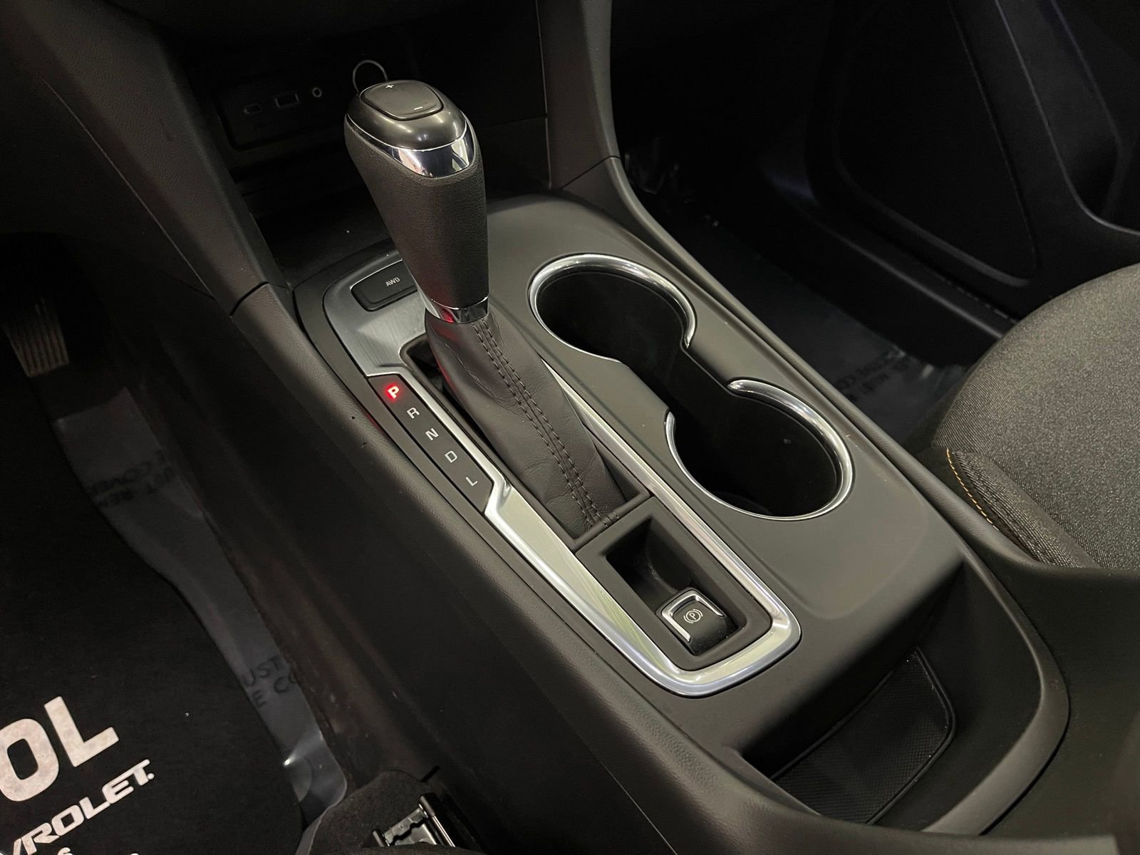 Used 2020 Chevrolet Equinox LT image 17