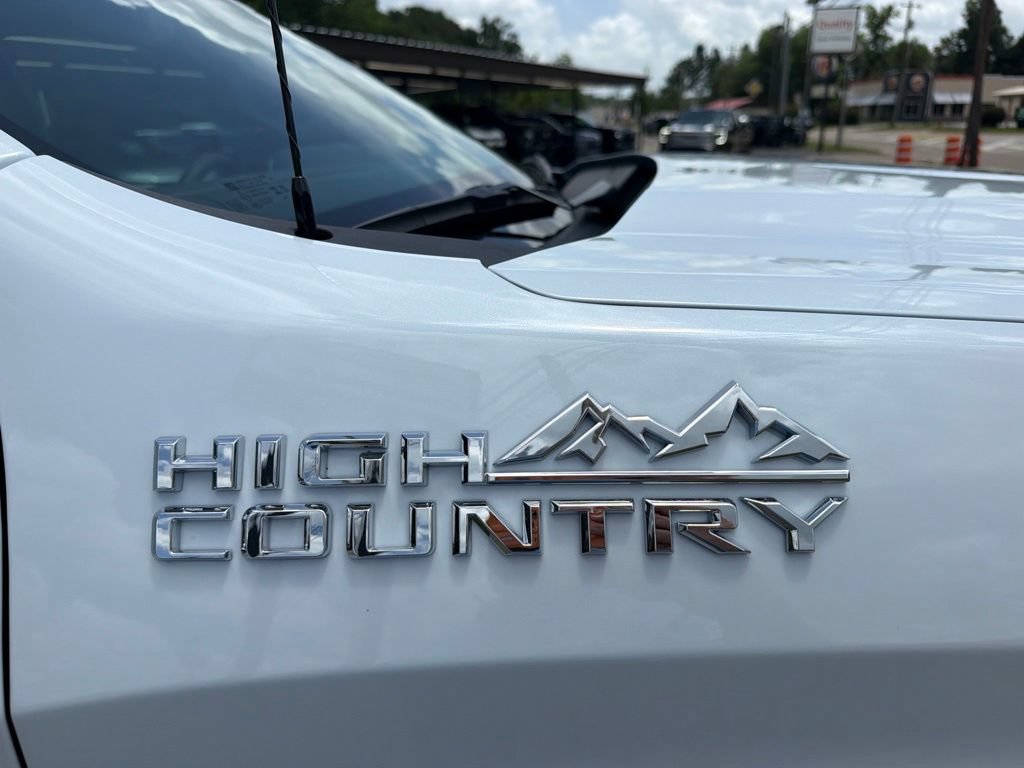 New 2026 Chevrolet Silverado 1500 High Country AWD/4WD image 12