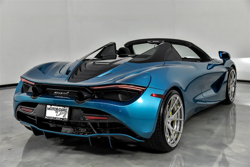 Used 2020 McLaren 720S Spider RWD image 11