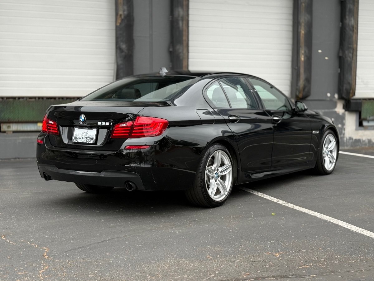 Used 2016 BMW 535i Sedan RWD image 3