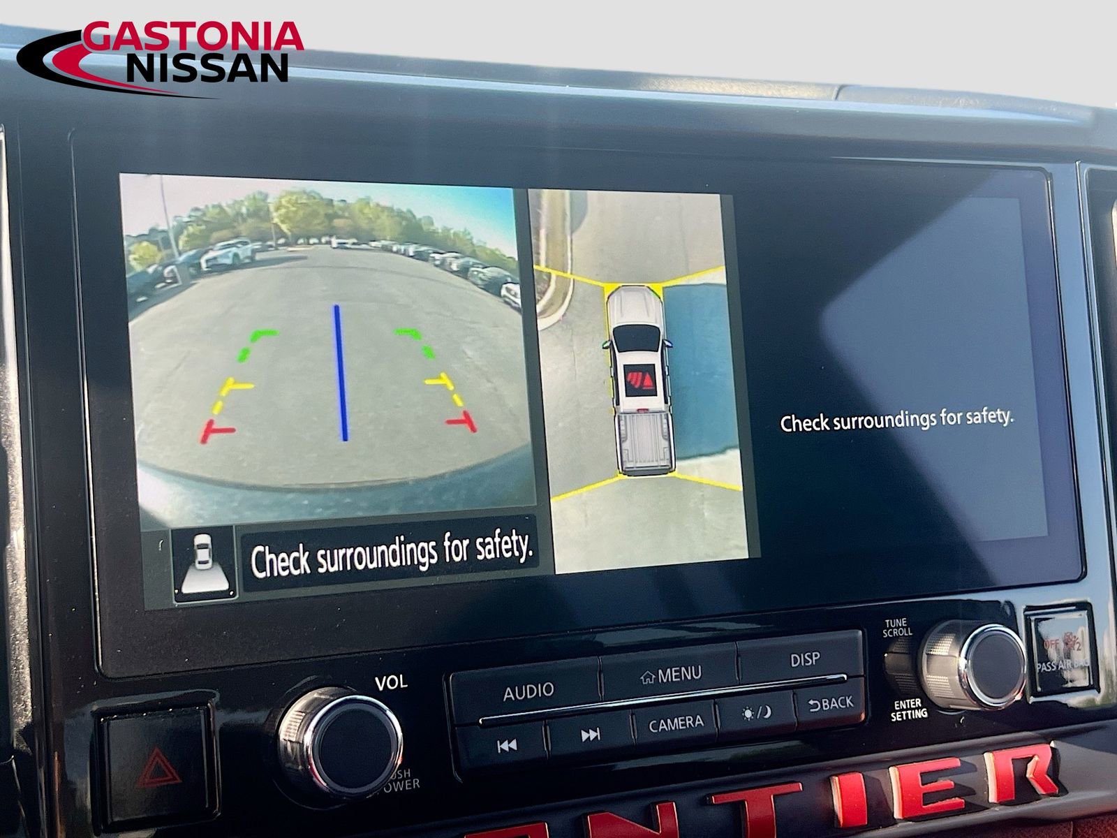 Used 2025 Nissan Frontier Pro-X w/ Pro Convenience Package image 17