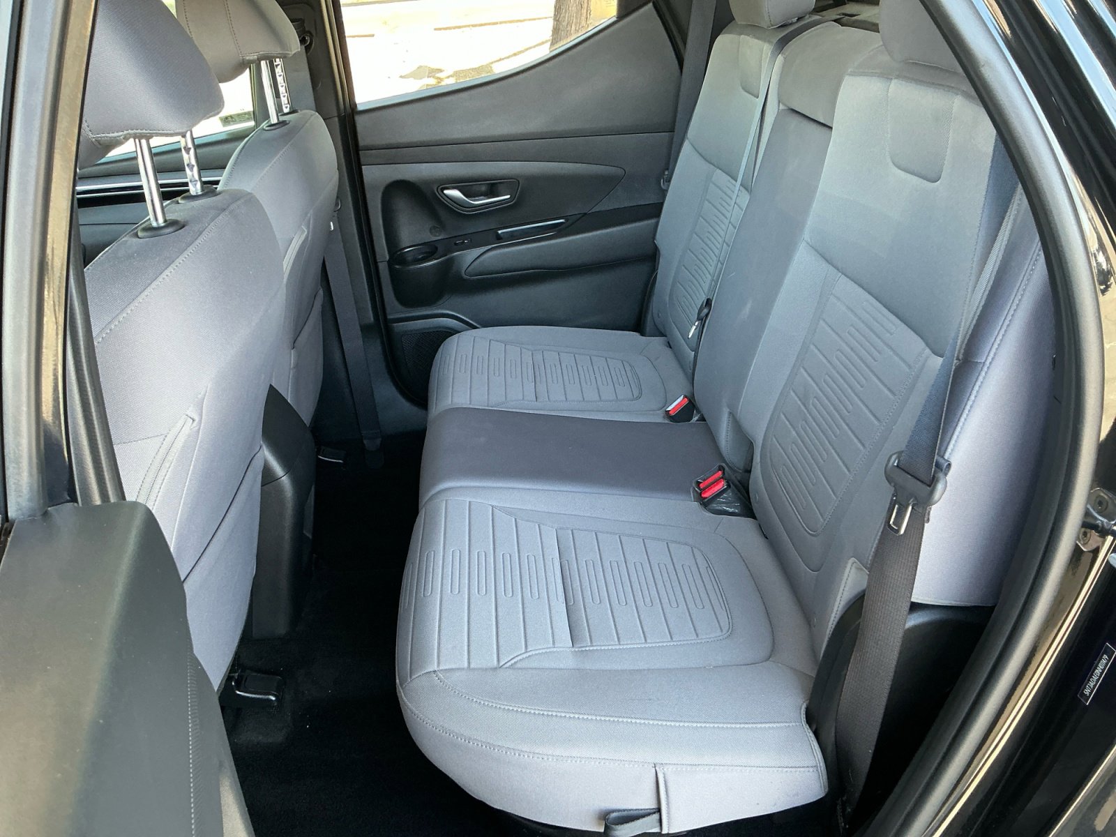 Used 2022 Hyundai Santa Cruz SE image 17