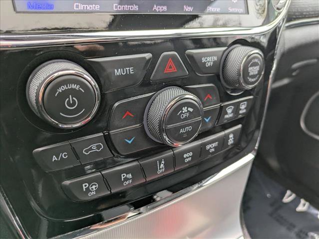 Used 2020 Jeep Grand Cherokee Summit AWD/4WD image 12