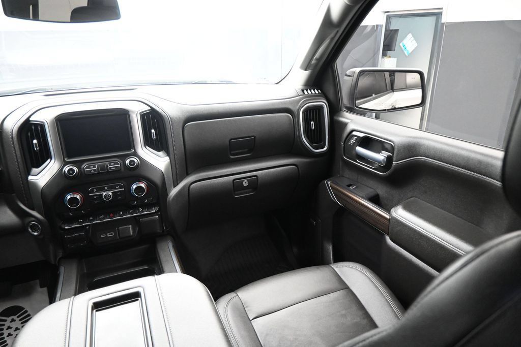 Used 2021 Chevrolet Silverado 1500 LT Trail Boss w/ Convenience Package II AWD/4WD image 13