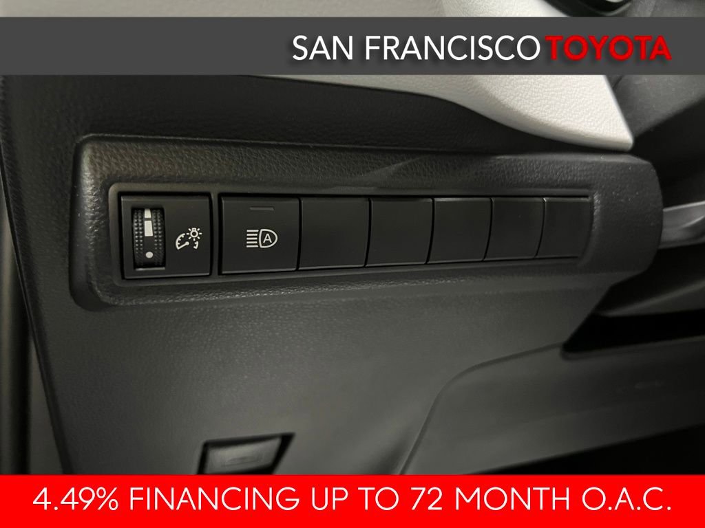 Certified 2025 Toyota Corolla SE image 34