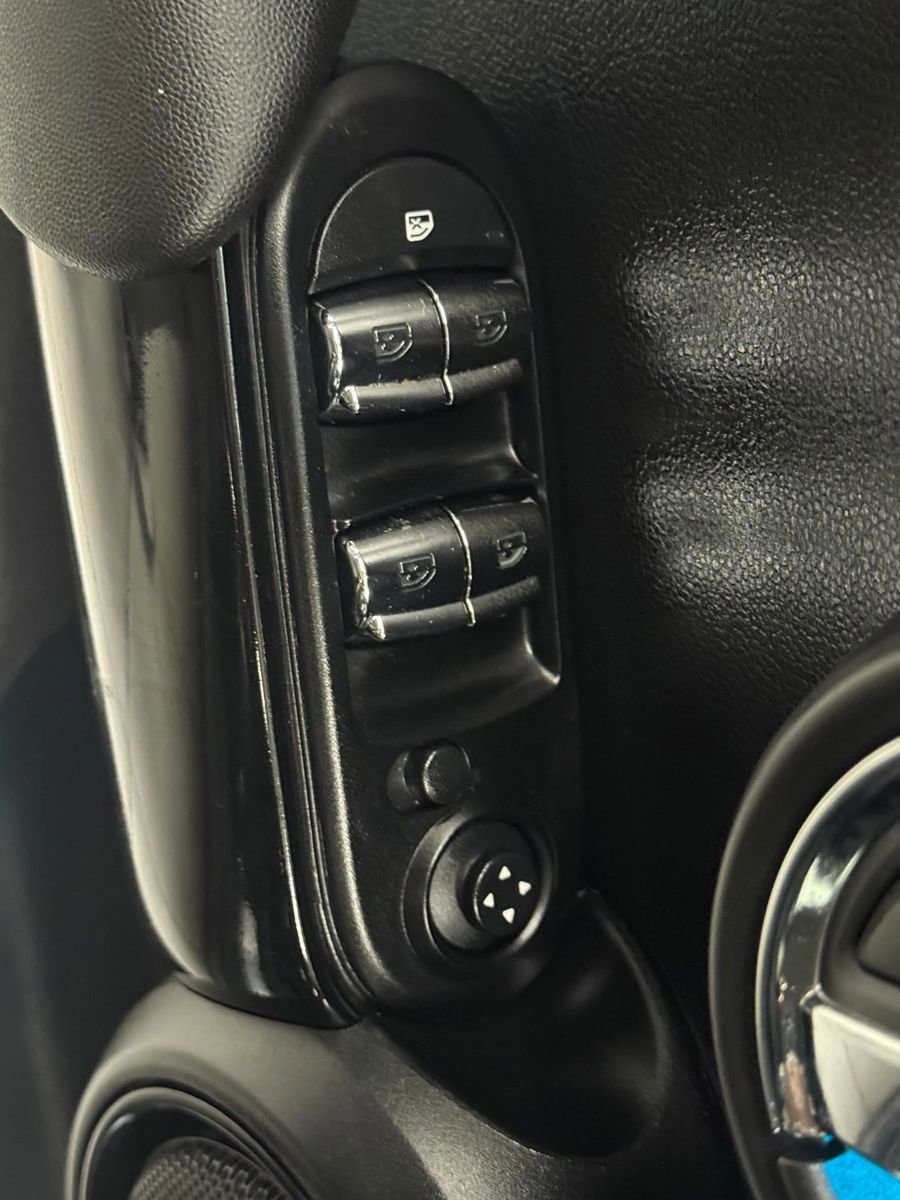 Used 2016 MINI Cooper S image 24