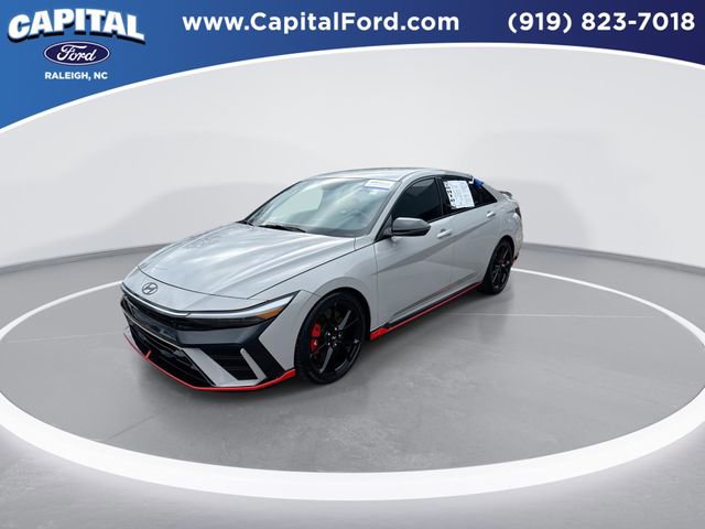 Used 2025 Hyundai Elantra N Base image 4