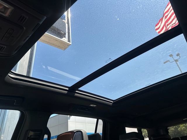 Used 2023 GMC Yukon XL Denali Ultimate image 13