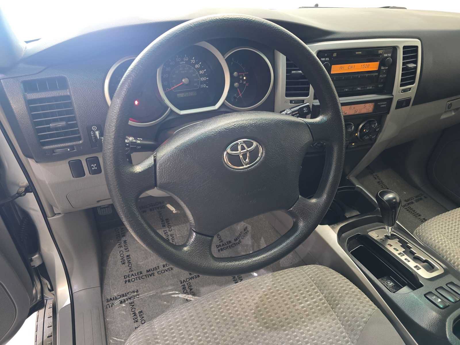 Used 2006 Toyota 4Runner SR5 AWD/4WD image 2
