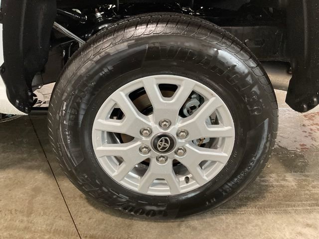 New 2025 Toyota Tacoma SR5 image 7