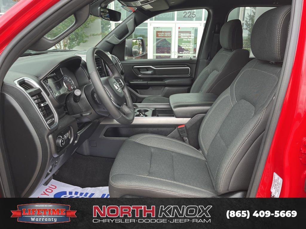 Used 2025 RAM 1500 Lone Star AWD/4WD image 3