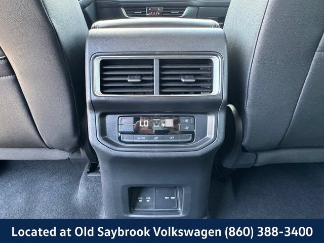 Certified 2025 Volkswagen Atlas SE AWD/4WD image 13