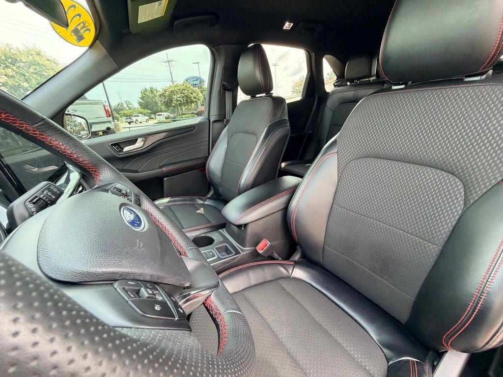 Certified 2023 Ford Escape ST-Line w/ Tech Pack #1 FWD image 25