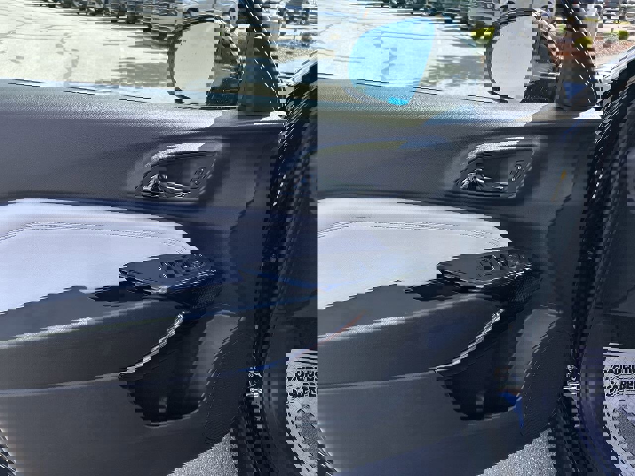 New 2025 Chevrolet Trax LT w/ Driver Confidence Package image 19