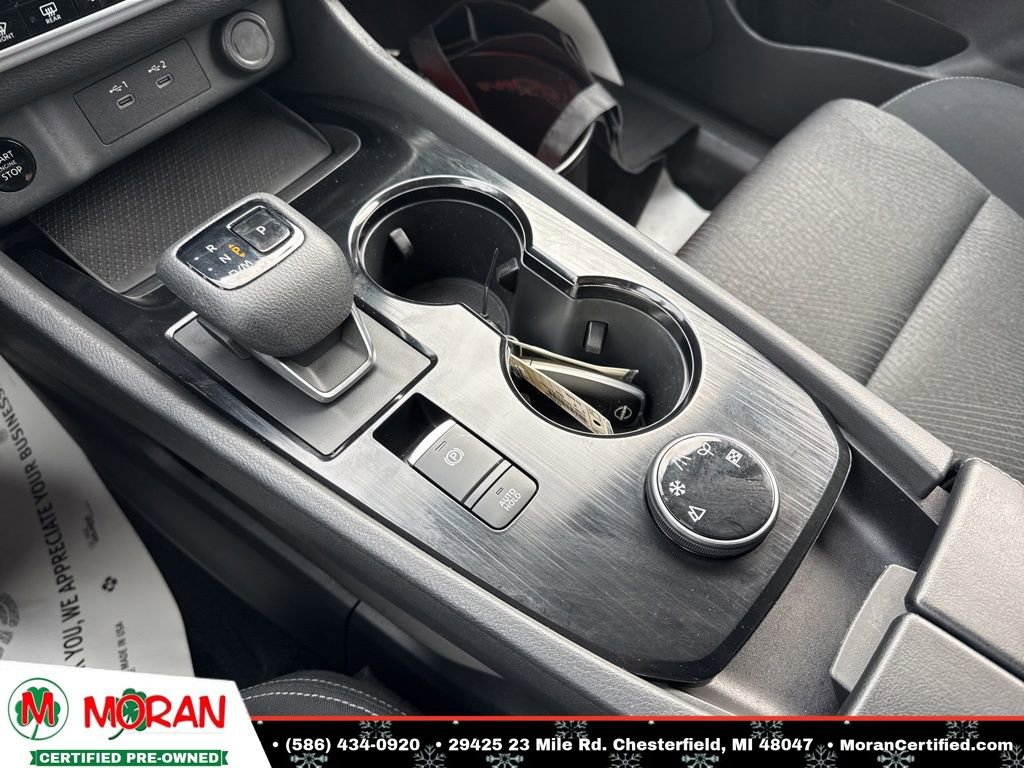 Used 2024 Nissan Rogue SV image 18