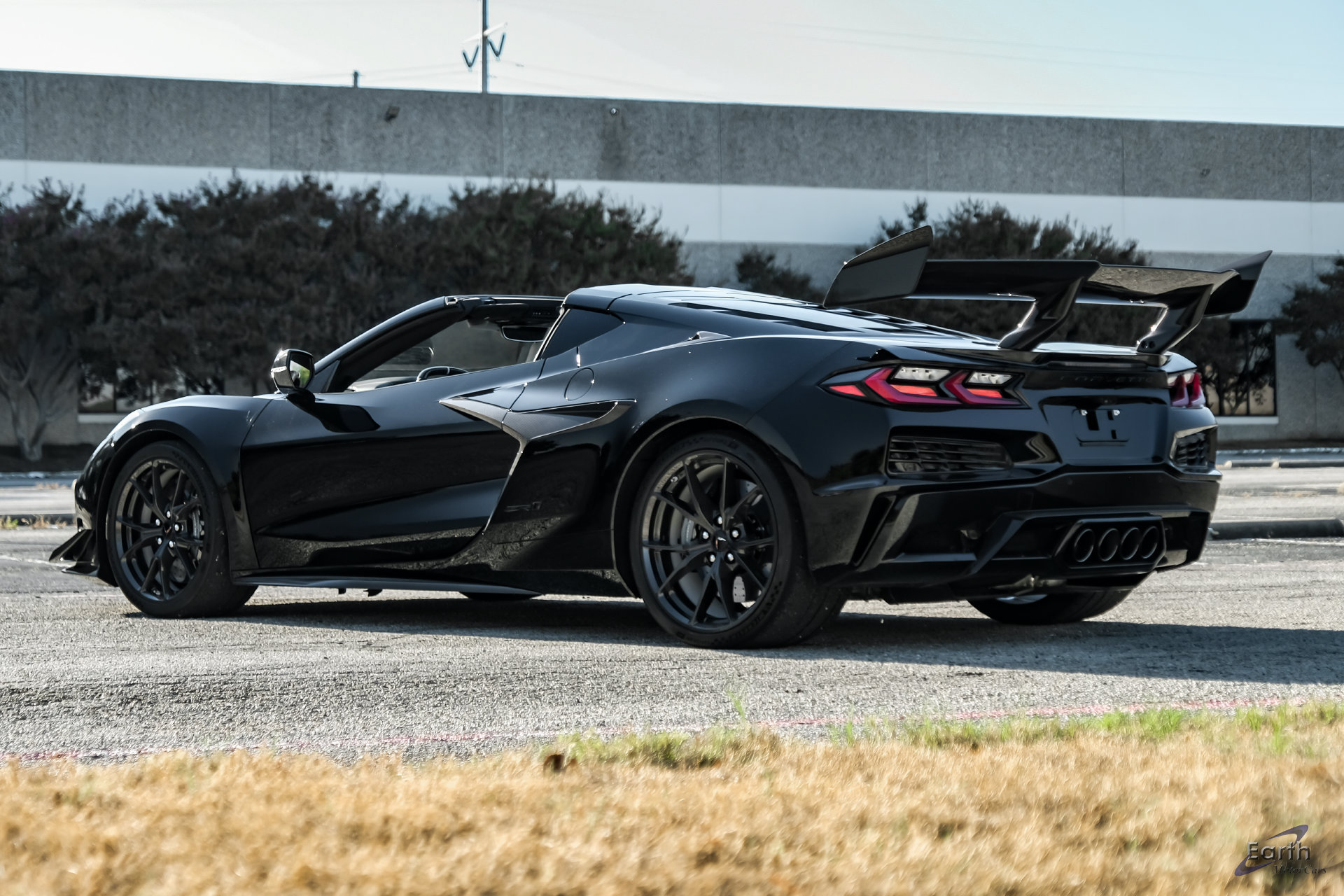 Used 2025 Chevrolet Corvette ZR1 w/ ZR1 Carbon Fiber Aero Package RWD image 15