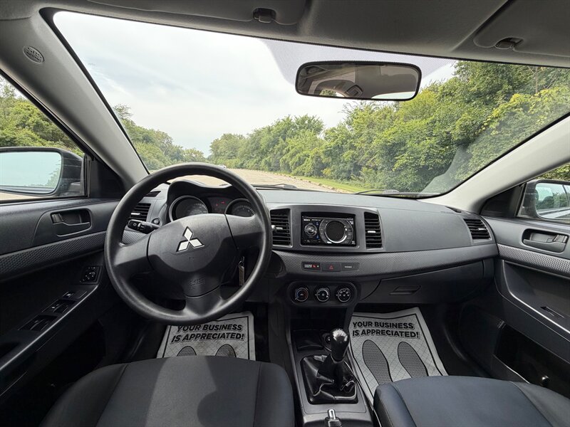 Used 2009 Mitsubishi Lancer DE FWD image 10