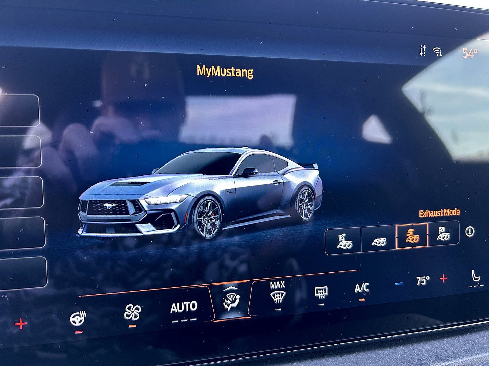 Used 2024 Ford Mustang Premium image 9